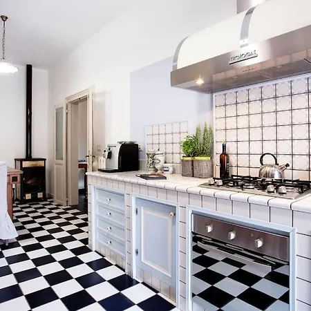 Dimora Birulla Luxury 아파트